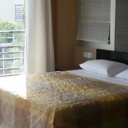 Otel Gliss &